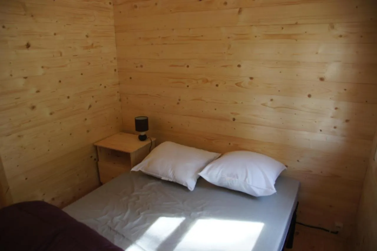 Hôtel Camping Le Vallon à Bonnieux