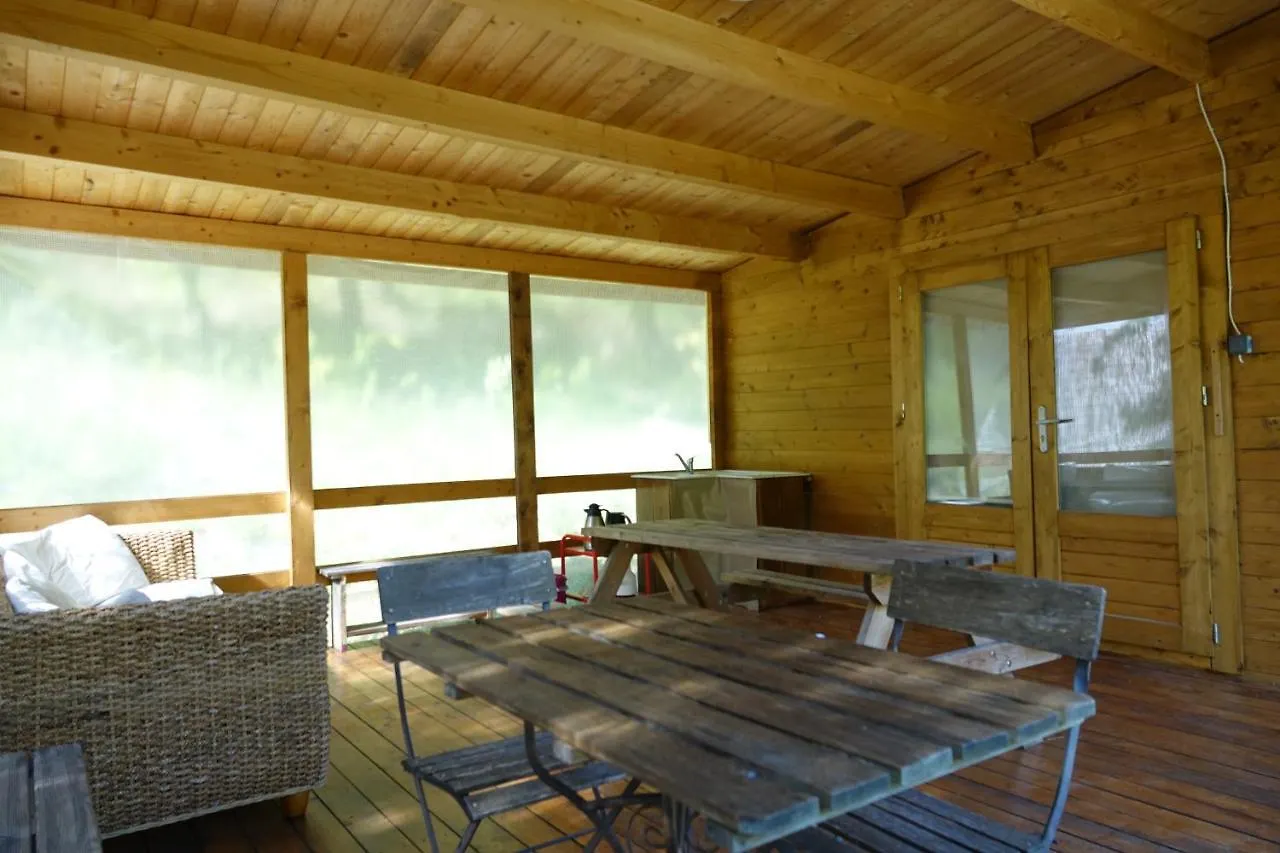 Hôtel Camping Le Vallon à Bonnieux