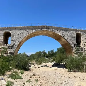 La Maison D’helene&antoine à Xii Siècle Hébergement de vacances